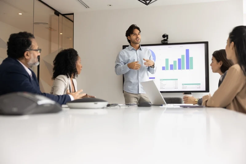 تکنیک های سخنرانی در جمع ( موثر و حرفه ای ) 2 تکنیک سخنرانی با تصویر و ویدئو