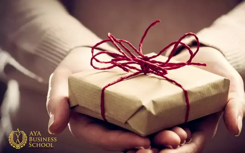 معرفی کتاب آیین دوست یابی اثر دیل کارنگی 3 کتاب آئین دوست یابی