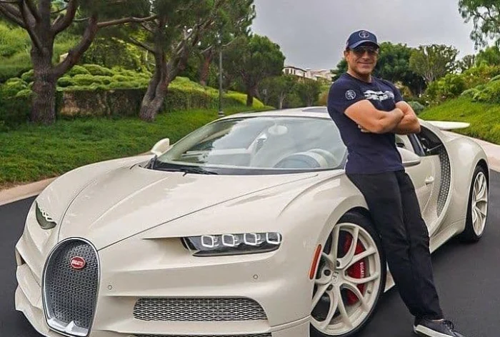 مانی خوشبین