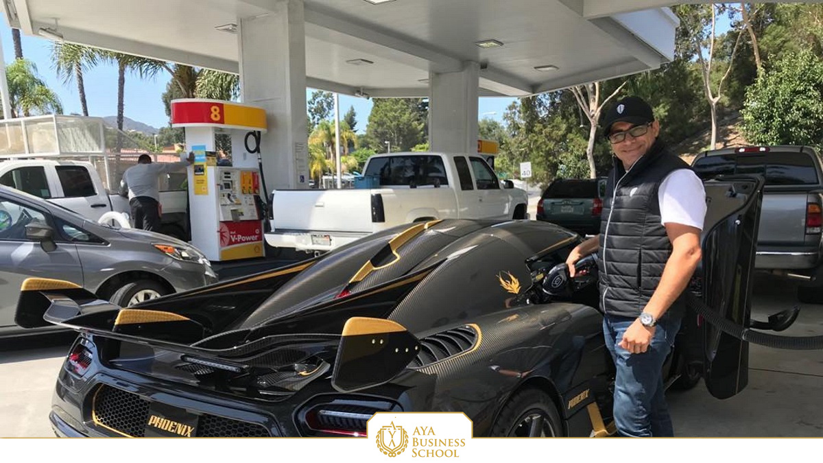 105925597 1558463001419mannykhoshbinfuelingupcar