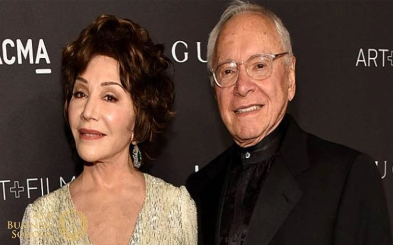 ثروتمندترین زنان خودساخته جهان | معرفی 10 بانوی میلیاردر موفق 3 جودی لاو و همسرش تام