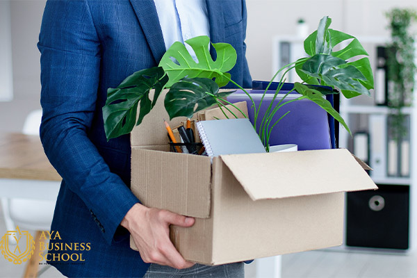 بقای سازمان با تعدیل نیرو