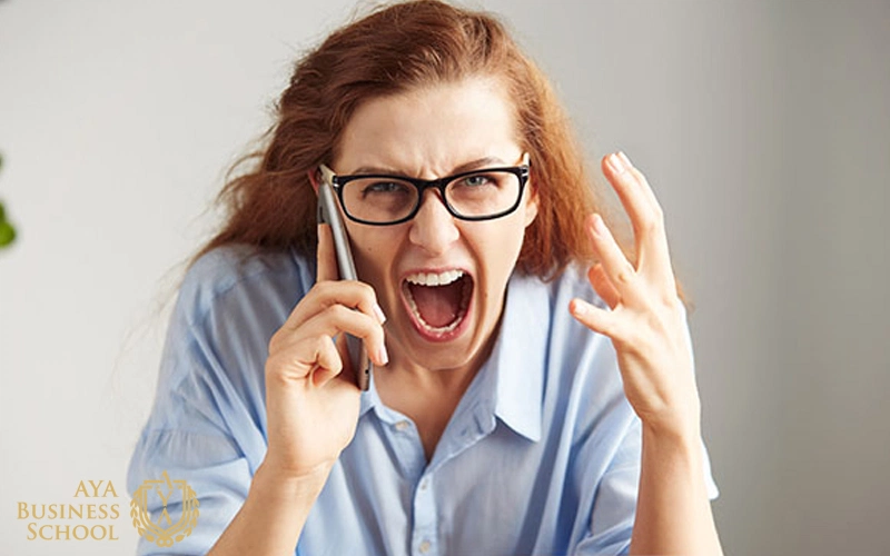 زبان بدن افراد عصبی؛ راهنمای جامع تشخیص استرس و کنترل اضطراب 4 کنترل کردن زبان بدن عصبی