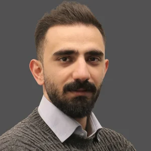 امین بیستون